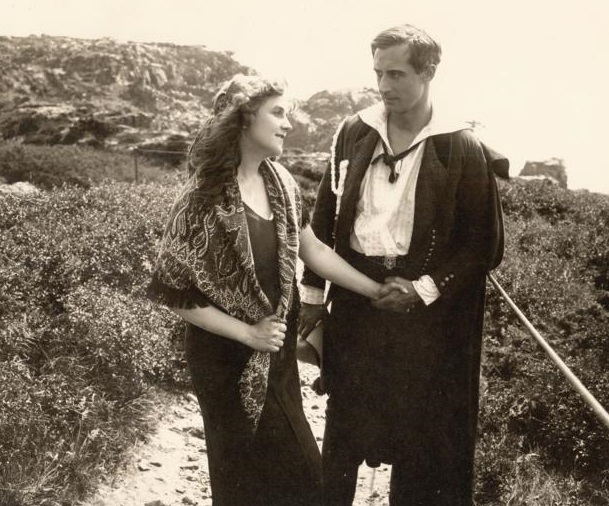 DET GAMLE FYRTAARN 1914