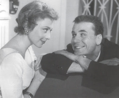 PIGEN OVENPÅ 1957