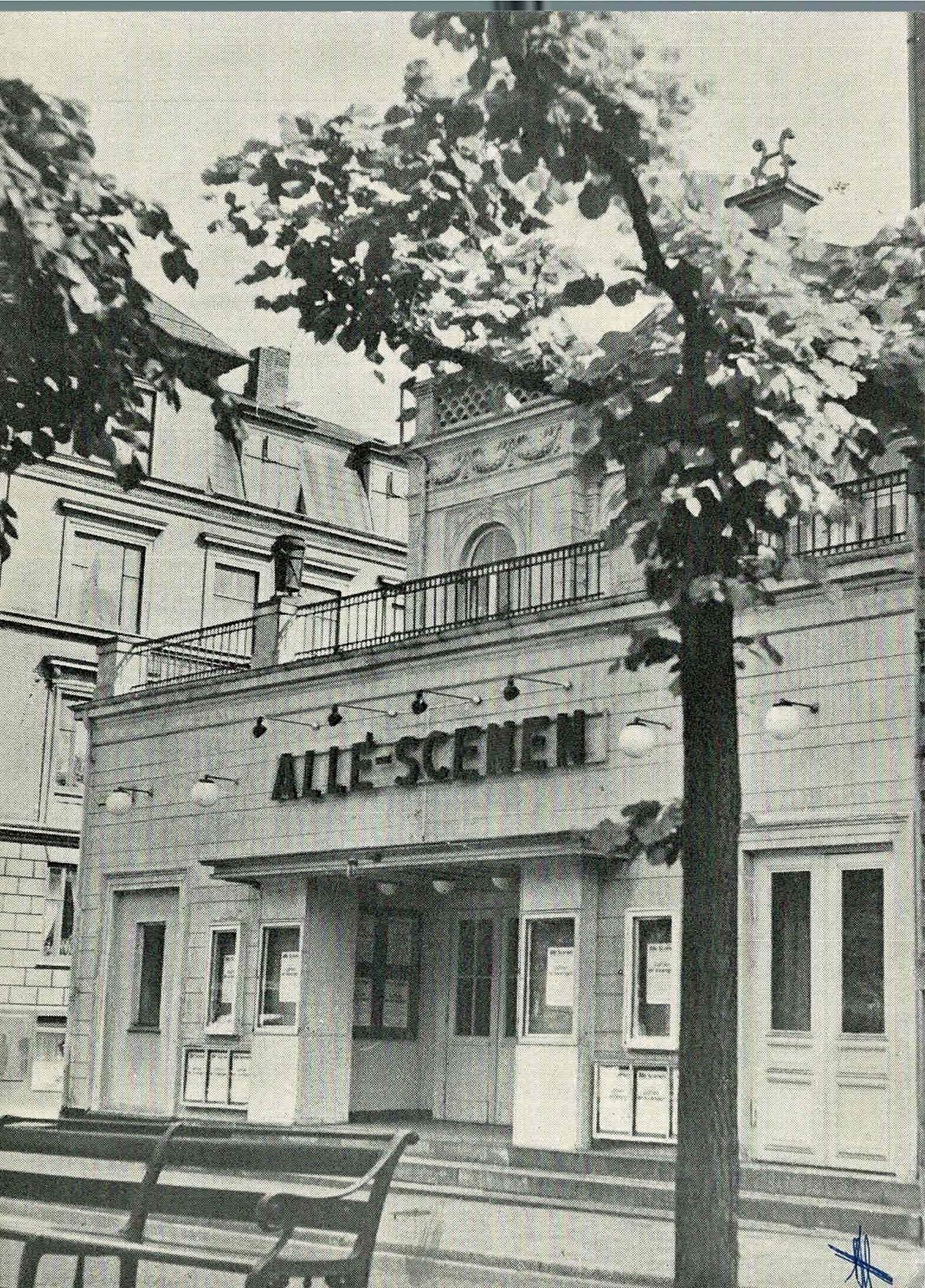 LUFTEN ER SVANGER 1952