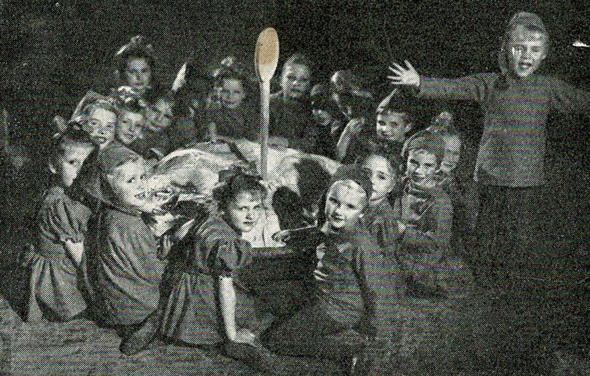 JUL I KØBMANDSGAARDEN 1954 (3)